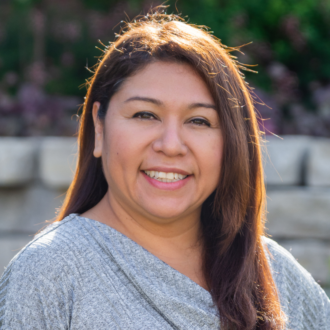 Headshot Photo of Yolanda Ramirez