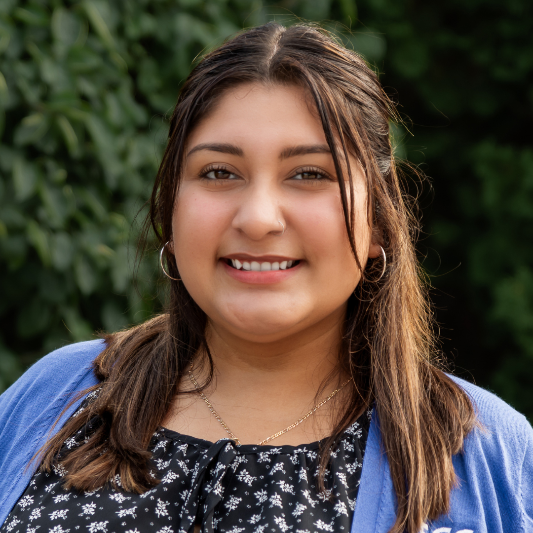 Headshot Photo of Yusi Martinez-Garcia