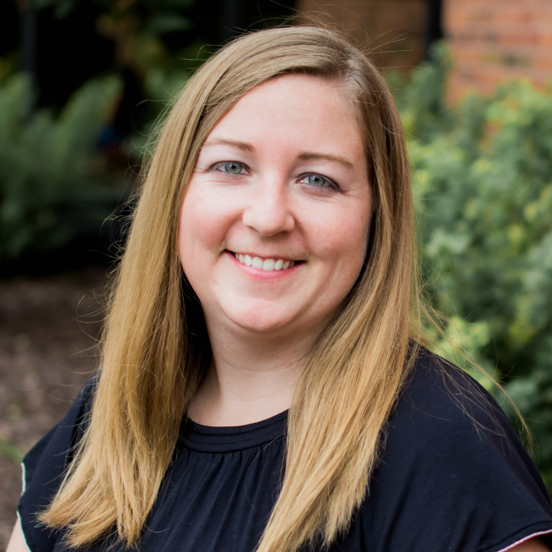 Headshot Photo of Anna Gonzalez